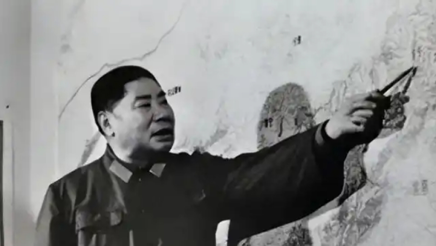 尊界S800新车色实车曝光,1995论坛1995高手论坛官方版,前瞻性战略落实探讨_正式版V9.9